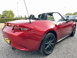 Mazda MX-5 Cabrio 1.5 SkyActiv-G 131pk 6-bak GT-M - bose - navi - leer - stoelverw - pdc - clima - cruise - keyless picture 5