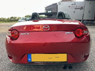 Mazda MX-5 Cabrio 1.5 SkyActiv-G 131pk 6-bak GT-M - bose - navi - leer - stoelverw - pdc - clima - cruise - keyless picture 6