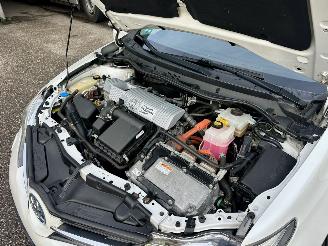 Toyota Auris Touring Sports 1.8 Hybrid aut 123pk L.Pro Exe - nap - pano - xenon - navi - camera - keyless - bearlock - pdc v+a picture 65