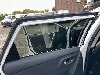 Toyota Auris Touring Sports 1.8 Hybrid aut 123pk L.Pro Exe - nap - pano - xenon - navi - camera - keyless - bearlock - pdc v+a picture 51