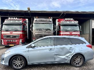 Unfallwagen Toyota Auris Touring Sports 1.8 Hybrid aut 123pk Lease Pro - nap - pano - xenon - navi - camera - keyless - pdc v+a - afn trekh 2014/12