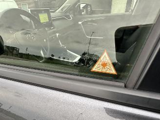 Toyota Rav-4 2.5 Hybrid 178pk Business Intro - nap - alarm - navi - 2x cam - leer - keyless - jbl - front + line assist picture 114