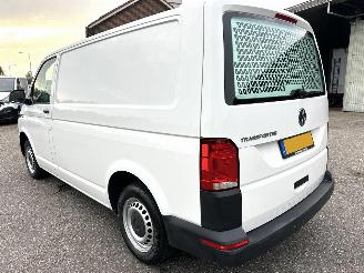 Volkswagen Transporter Gereserveerd 2.0 TDI 150pk dsg aut L1/H1 Highl - nap - 1e eig - navi - carplay - airco - cruise - front assist - acc - pdc picture 7