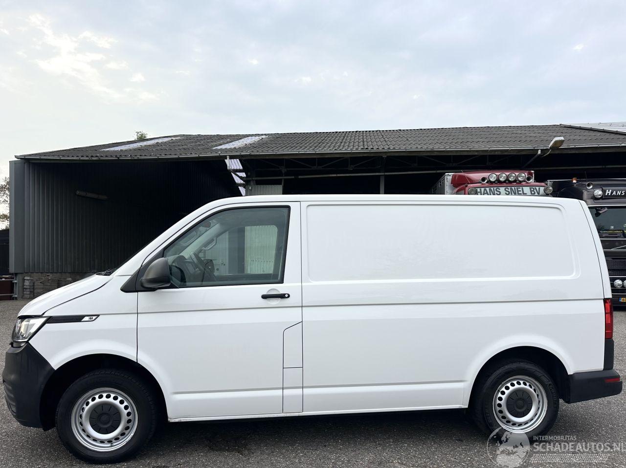 Volkswagen Transporter Gereserveerd 2.0 TDI 150pk dsg aut L1/H1 Highl - nap - 1e eig - navi - carplay - airco - cruise - front assist - acc - pdc