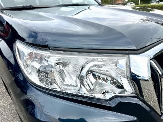 Toyota Landcruiser 2.8D-4D F 204pk aut 4WD Comfort high roof window van - nw model - leer - stoelverw - keyless - camera picture 9