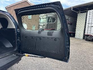 Toyota Landcruiser 2.8D-4D F 204pk aut 4WD Comfort high roof window van - nw model - leer - stoelverw - keyless - camera picture 44
