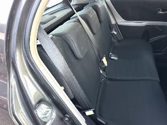 Toyota Yaris 1.3 VVT-I 87pk Sol MMT Automaat Follow me 5drs - navi - airco - bleutooth - 80dkm - elektr ramen v + spiegels picture 43