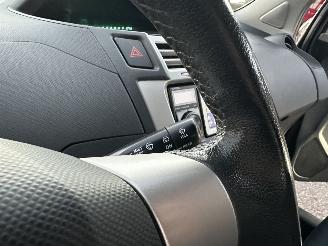 Toyota Yaris 1.3 VVT-I 87pk Sol MMT Automaat Follow me 5drs - navi - airco - bleutooth - 80dkm - elektr ramen v + spiegels picture 28