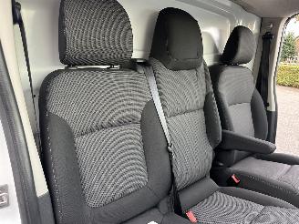 Renault Trafic 2.0 dCi 145pk 6-traps AUT Euro6 T29 L1H1 Comfort 3pers - nap - 1e eig - 2x schuifdeur - navi - airco - cruise - pdc picture 47