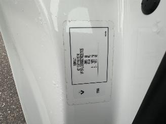 Renault Trafic 2.0 dCi 145pk 6-traps AUT Euro6 T29 L1H1 Comfort 3pers - nap - 1e eig - 2x schuifdeur - navi - airco - cruise - pdc picture 46