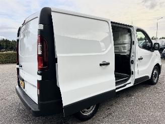 Renault Trafic 2.0 dCi 145pk 6-traps automaat T29 L1H1 Comfort 3pers - nap - 1e eig - 2x schuifdeur - navi - airco - cruise - pdc picture 5