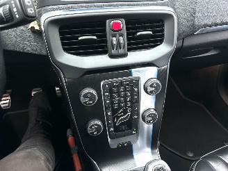Volvo V-40 2.0 D4 230pk 6-bak R-Design - xenon - getuned - leer - navi - stoelverw - lmv - memory pakket picture 32