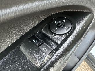 Ford Transit Connect 1.5 TDCI 75pk euro.6 L1 Trend 3Pers - 132dkm nap - airco - cruise - pdc v+a - trekh - imperiaal picture 41