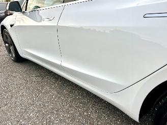 Tesla Model 3 60kWh 238pk aut Standard RWD Plus - pano - nap - navi - camera - leer - stoelverw - pdc v+a - self driving picture 86