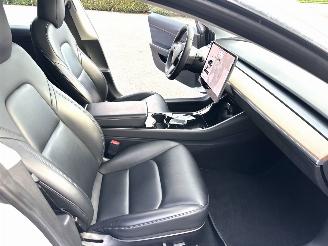 Tesla Model 3 60kWh 238pk aut Standard RWD Plus - pano - nap - navi - camera - leer - stoelverw - pdc v+a - self driving picture 54