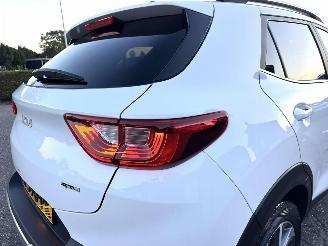 Kia Stonic Gereserveerd 1.0 T-GDi MHEV 101pk GT-Line - nap - 1e eig - navi - camera - 1/2 leer - stuur + stoelverw - keyless entry + start picture 78