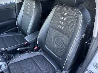 Kia Stonic 1.0 T-GDi MHEV GT-Line picture 15
