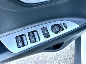 Kia Stonic Gereserveerd 1.0 T-GDi MHEV 101pk GT-Line - nap - 1e eig - navi - camera - 1/2 leer - stuur + stoelverw - keyless entry + start picture 42