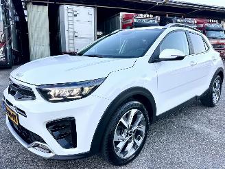 Kia Stonic 1.0 T-GDi MHEV GT-Line picture 2