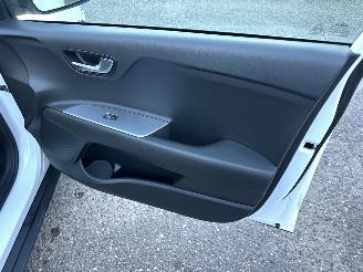 Kia Stonic Gereserveerd 1.0 T-GDi MHEV 101pk GT-Line - nap - 1e eig - navi - camera - 1/2 leer - stuur + stoelverw - keyless entry + start picture 43