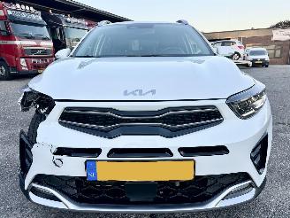 Kia Stonic Gereserveerd 1.0 T-GDi MHEV 101pk GT-Line - nap - 1e eig - navi - camera - 1/2 leer - stuur + stoelverw - keyless entry + start picture 3