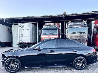 skadebil auto Mercedes C-klasse 300e 268pk aut + f1 Amg-Line - pano - sfeerverl - burmester - front + line + side assist - elektr klep 2023/6