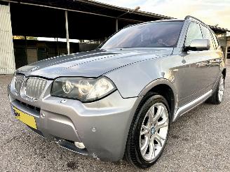 BMW X3 3.0si 272pk 4WD aut high exe M-sport - pano - leer - stoelverw - xenon - pdc v+a - afn trekh - memory - youngtimer picture 2