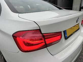 BMW 3-serie 330e High Exe M-Sport - 140dkm nap - head up - cognac leer - stoelverw - clima - alarm - 2x laadkabels picture 62