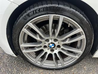 BMW 3-serie 330e High Exe M-Sport - 140dkm nap - head up - cognac leer - stoelverw - clima - alarm - 2x laadkabels picture 25