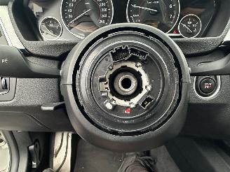 BMW 3-serie 330e High Exe M-Sport - 140dkm nap - head up - cognac leer - stoelverw - clima - alarm - 2x laadkabels picture 58