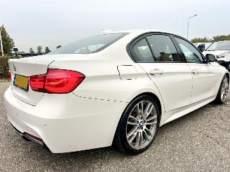 BMW 3-serie 330e High Exe M-Sport - 140dkm nap - head up - cognac leer - stoelverw - clima - alarm - 2x laadkabels picture 5