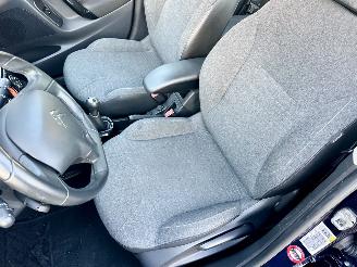 Citroën C3 1.2 82pk PureTech Collection - pano - 90dkm nap - navi - clima - cruise - pdc - 4x elektr ramen picture 31