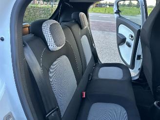 Renault Twingo 1.0 SCe 71pk Collection - 13dkm nap - 1e eig - airco - cruise - elektr pakket - led - aux - usb picture 43