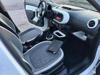 Renault Twingo 1.0 SCe 71pk Collection - 13dkm nap - 1e eig - airco - cruise - elektr pakket - led - aux - usb picture 13