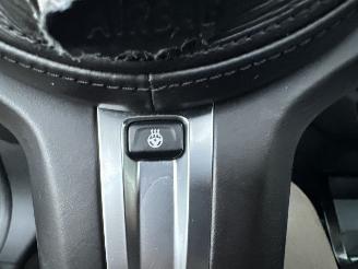 BMW 1-serie M135i xDrive 306pk aut + f1 High Exe M-Sport Performance - pano - hud - harman/kardon - keyless - kuipstoelen picture 23