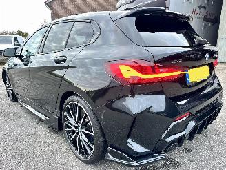 BMW 1-serie M135i xDrive 306pk aut + f1 High Exe M-Sport Performance - pano - hud - harman/kardon - keyless - kuipstoelen picture 5