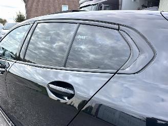 BMW 1-serie M135i xDrive 306pk aut + f1 High Exe M-Sport Performance - pano - hud - harman/kardon - keyless - kuipstoelen picture 67