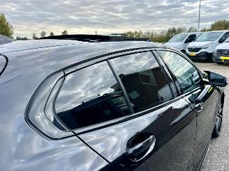 BMW 1-serie M135i xDrive 306pk aut + f1 High Exe M-Sport Performance - pano - hud - harman/kardon - keyless - kuipstoelen picture 76