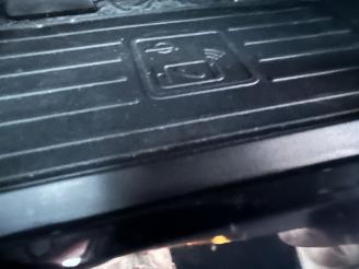 Audi A3 limousine 30 TFSI Hybrid aut + f1 S-Line Comp -nap - 1e eig - kuipstoelen - keyless - front + line assist - camera picture 60