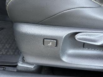 Toyota Yaris Cross 1.5 Hybrid 93pk aut Launch Edition - head up - leer - stuur/stoelverw - elektr klep - front + line + side assist picture 40