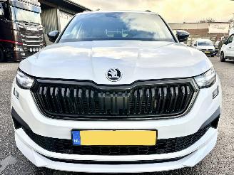 Skoda Kodiaq 1.5 TSI 150pk aut + f1 Sportline Bus - nap - camera - keyless - stuurverw - front + line + side assist picture 3