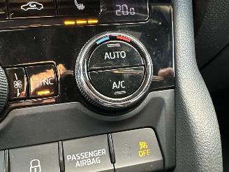 Skoda Kodiaq 1.5 TSI 150pk aut + f1 Sportline Bus - nap - camera - keyless - stuurverw - front + line + side assist picture 35