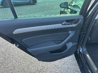 Volkswagen Passat GTE 1.4 TSI aut Highline sedan - nap - navi - acc - front assist - leer + alcantara + stoelverw - pdc v+a picture 81
