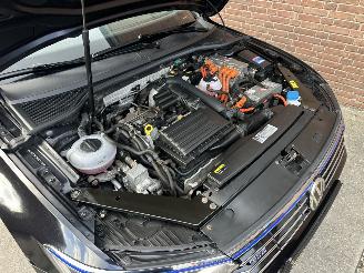 Volkswagen Passat GTE 1.4 TSI aut Highline sedan - nap - navi - acc - front assist - leer + alcantara + stoelverw - pdc v+a picture 15