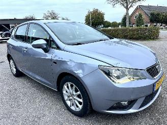 Seat Ibiza 1.0 EcoTSI 95pk Style Connect - 98dkm nap - navi - airco - cruise - aux - usb - pdc - facelift - rijdbaar picture 3