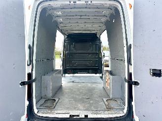 Volkswagen Crafter 35 2.0 TDI 140pk aut + f1 L3H3 Trendline euro6 picture 9