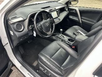 Toyota Rav-4 2.5 Hybrid 188pk aut Executive - 62dkm - leer - navi - cam - keyless - stoelverw - front + line assist picture 16