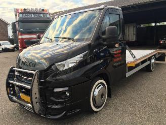 Iveco Daily 3.0d 180pk 6-bak oprijwagen - autoambulance - EX BTW - navi - clima - cruise control - abs - luchtvering picture 2