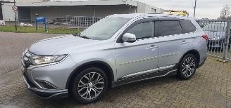 Mitsubishi Outlander 2.0 LPG euro 6w Executive Edition, Automaat, LED, Navigati picture 2