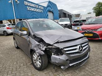 Mercedes B-klasse B 180  1.6 benzine 123 pk autom 56000 km 1e eigenaar picture 2